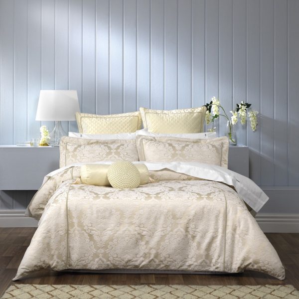 Trieste quilt cover set boudoir jacquard ivory white gold damask queen Sale