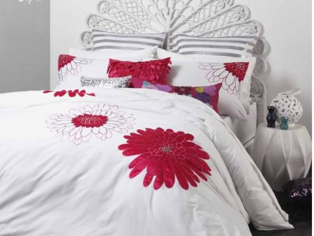 Tia Fuchsia Quilt Cover Set by Logan & Mason Double Discount