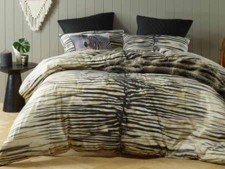 Safari quilt covet set queen Bianca cotton blend beige black zebra in Fashion