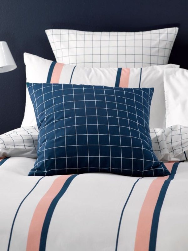 Sol peach cotton quilt cover by linen house white navy peach queen Hot on Sale