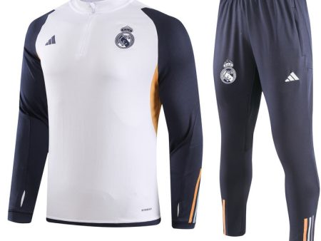 Tuta Real Madrid on Sale